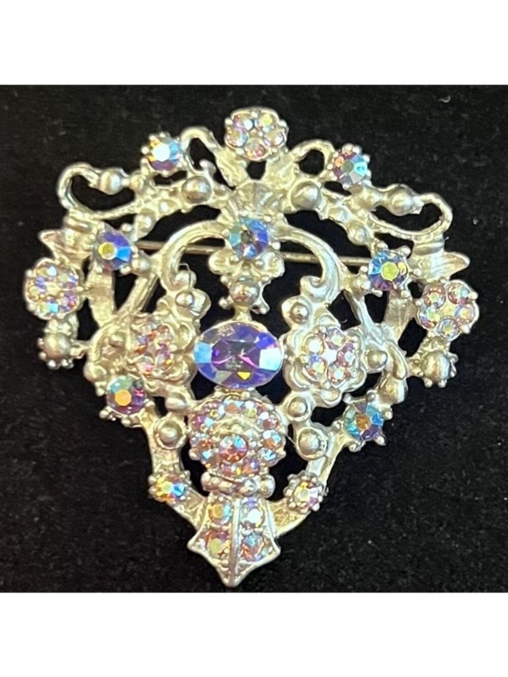 Vintage Signed Tara Fifth Avenue AB Crystal Rhinestone Floral Crest Brooch Pin